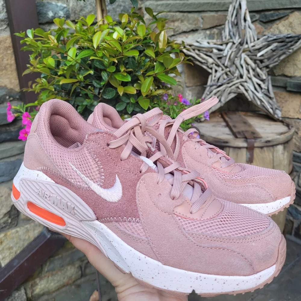 Nike Air  Max  Excee rose pink